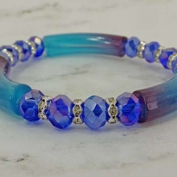 Blue and purple glass bead stretch bracelet with clear crystal spacer beads - Picture 3 of 5